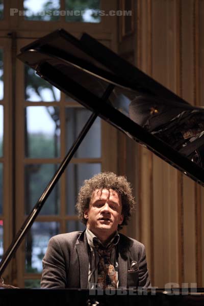 JACKY TERRASSON - 2017-05-17 - PARIS - Mona Bismarck American Center - 